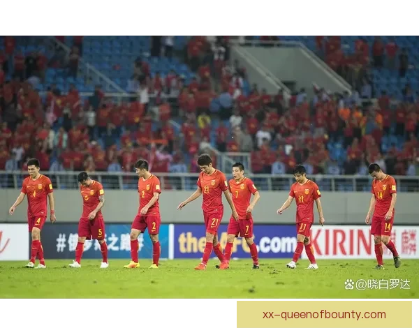 中国男足18强赛客场1-0绝杀巴林迎来出线希望形势骤然好转